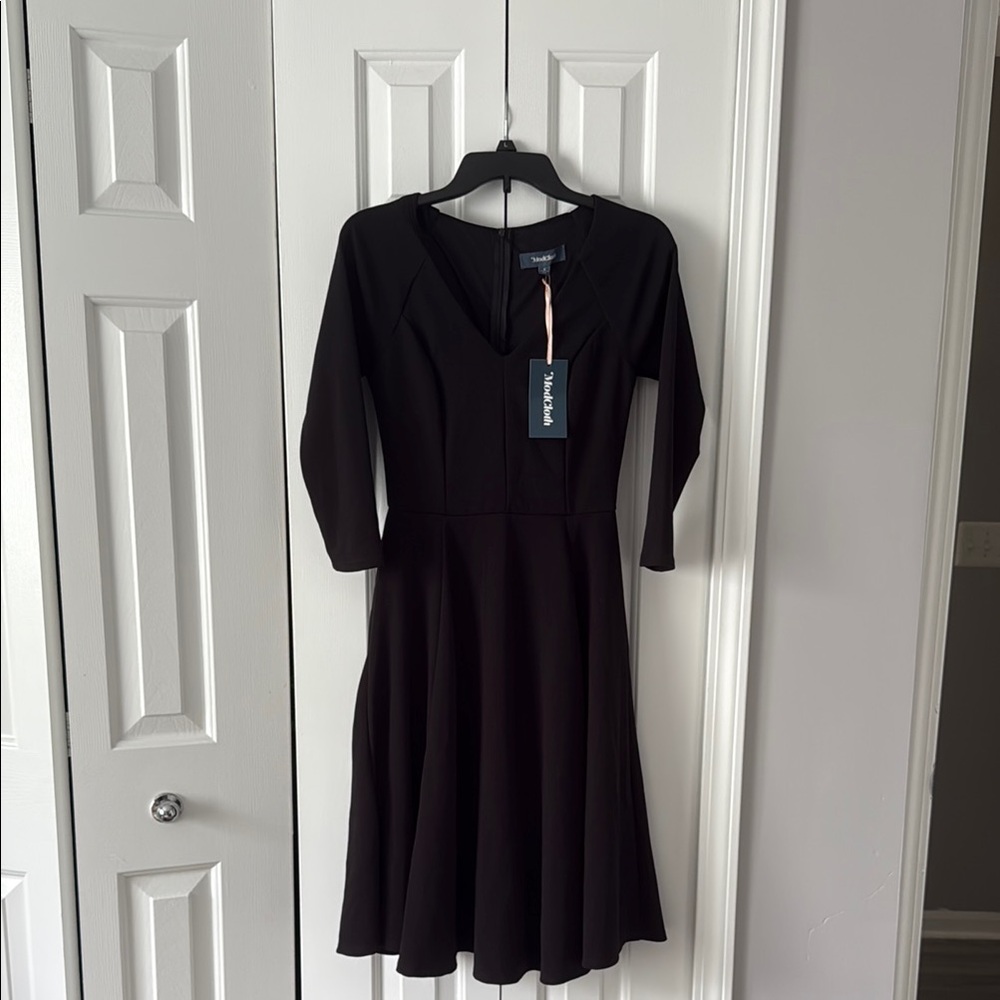 Modcloth Black A-Line V-Neck Dress Quarter Sleeve Small NWT